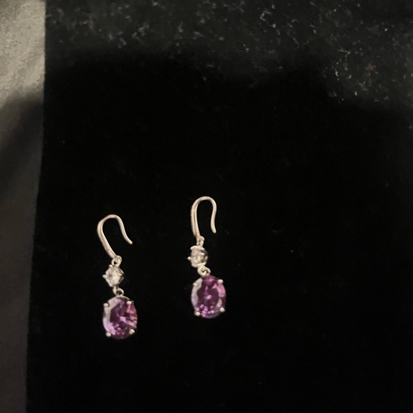 Purple earrings dangle - Picture 4 of 4